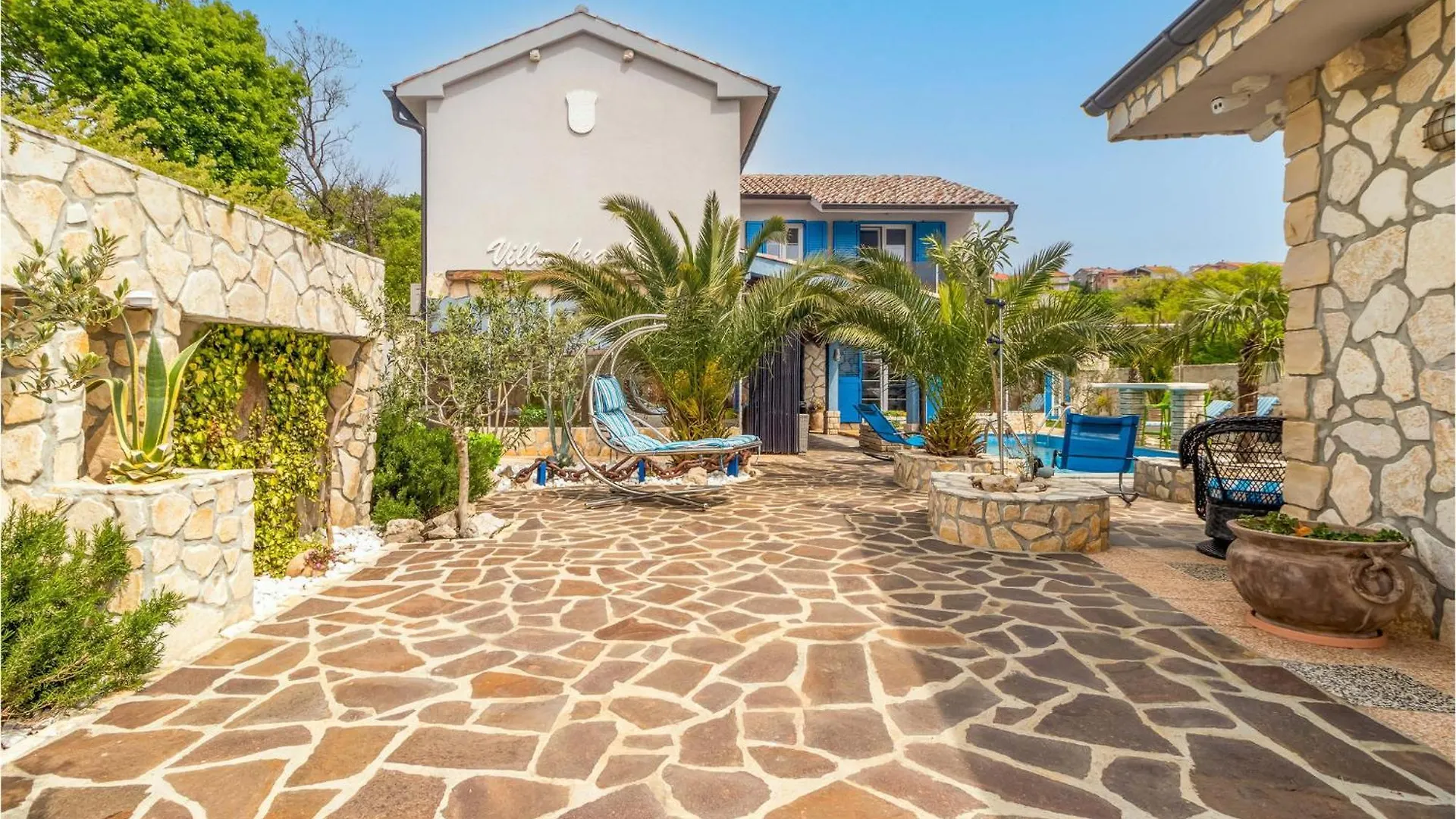 Awesome Home In Novi Vinodolski With Wifi Holiday home
