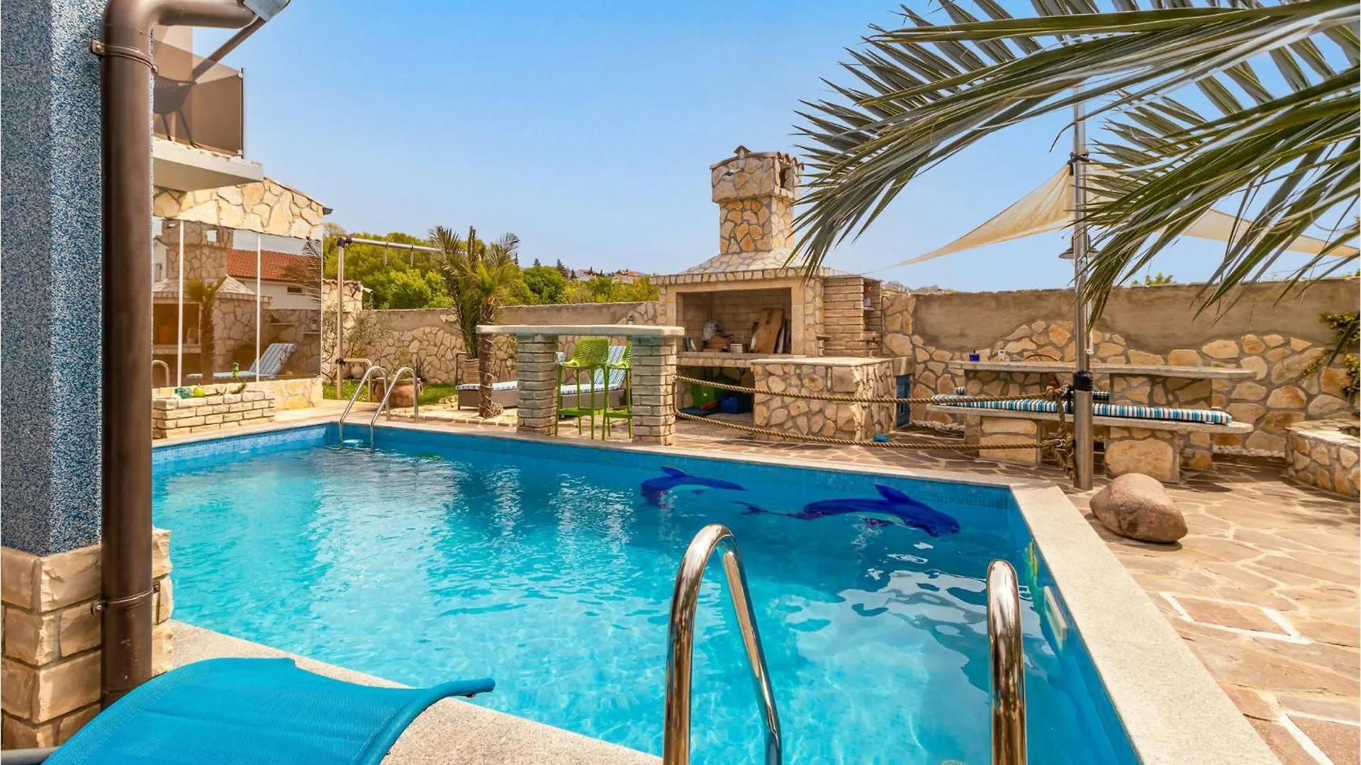 Awesome Home In Novi Vinodolski With Wifi