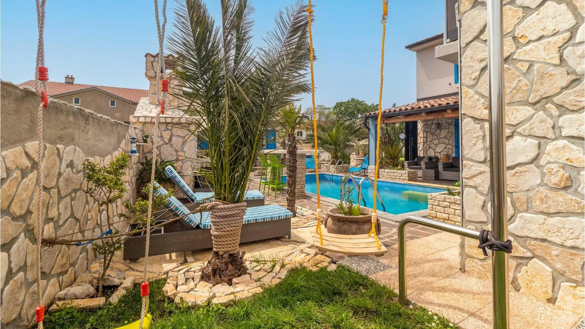 Holiday home Awesome Home In Novi Vinodolski With Wifi