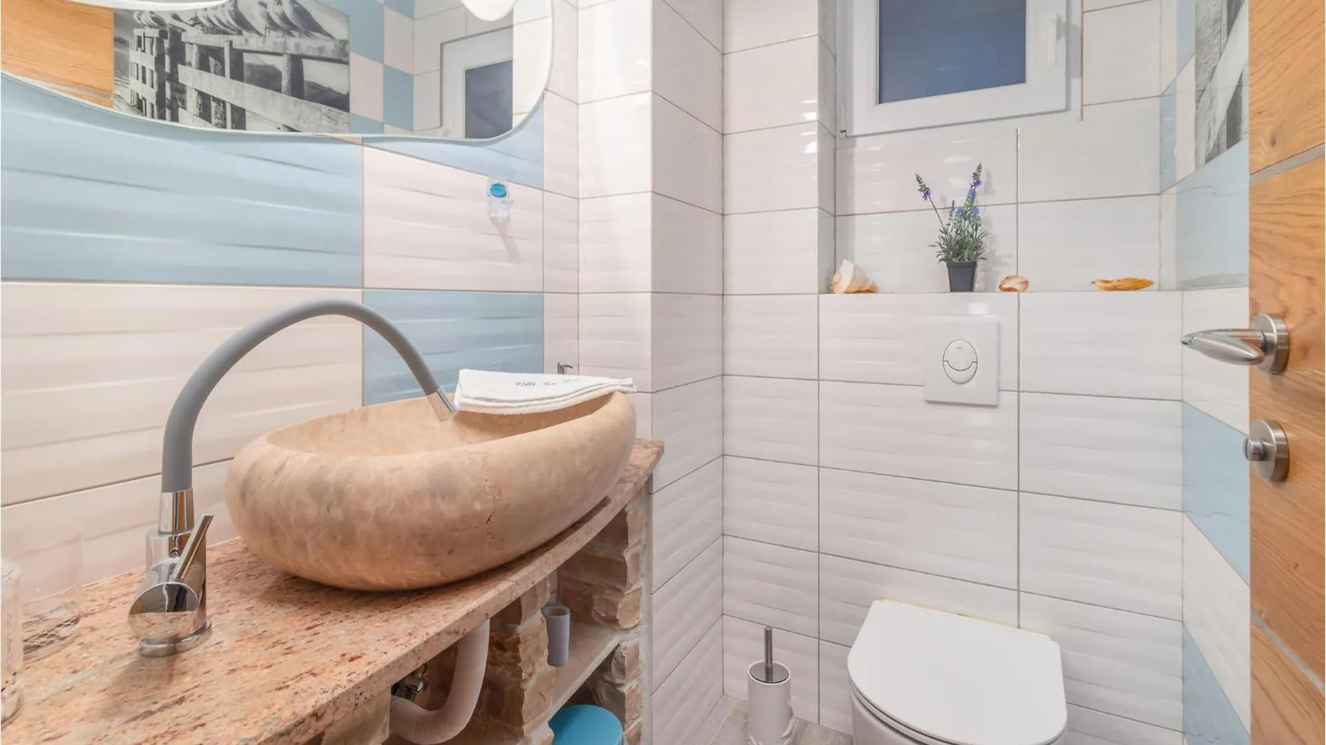 Awesome Home In Novi Vinodolski With Wifi